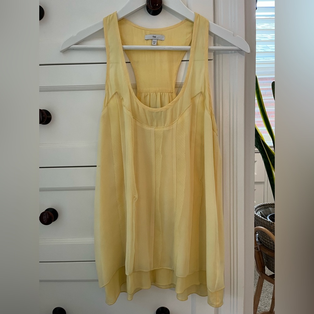 GAP ruffled camisole